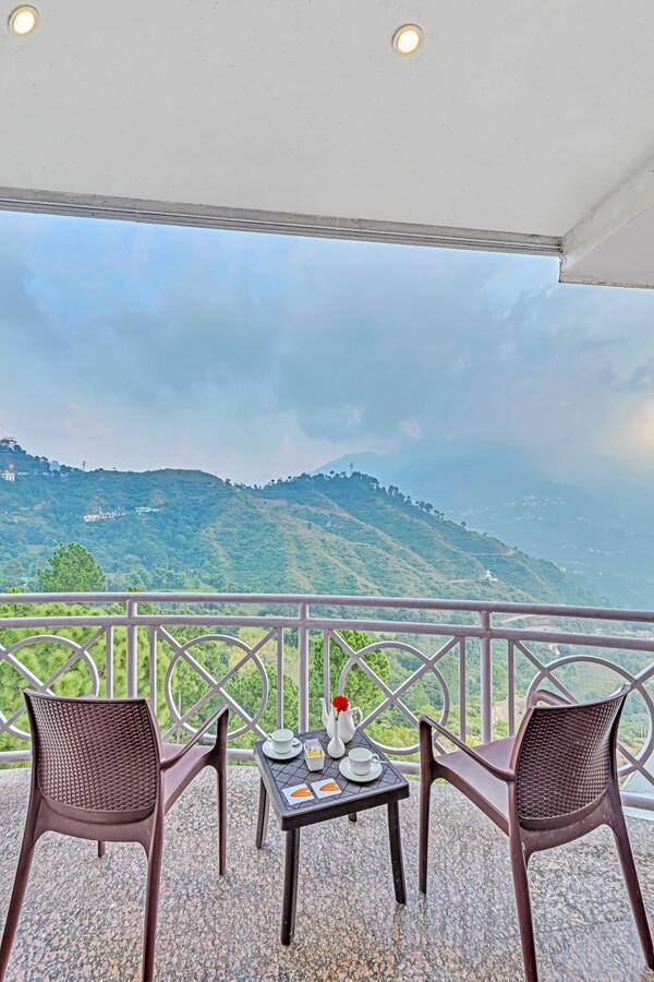 คลับมหินทรา กันทคต Hotel Kandaghat ภายนอก รูปภาพ